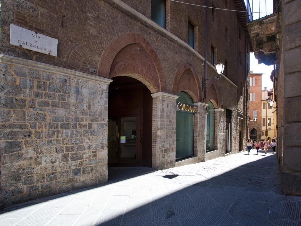 Il Tolomei - Central In The Middle Of Main Street Sienne Chambre photo